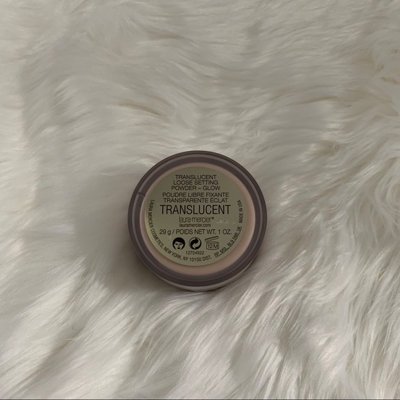 Laura Mercier Translucent  setting powder glow - Picture 3 of 4